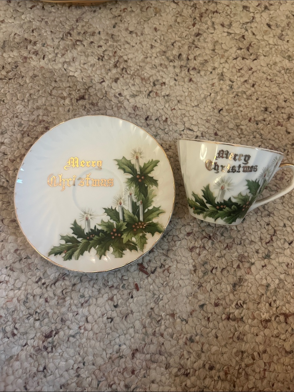 Vintage Norcrest Fine China Merry Christmas Holly cup / Saucer- 1950s